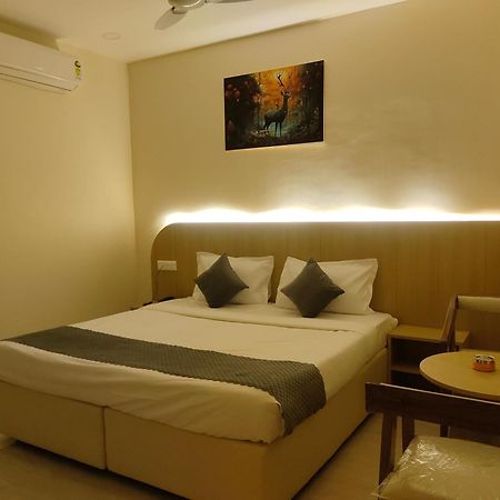 Hotel Meridian Blue Warangal Dış mekan fotoğraf