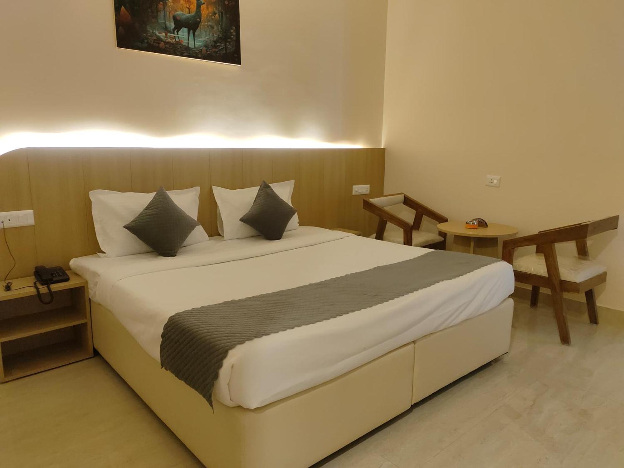 Hotel Meridian Blue Warangal Dış mekan fotoğraf